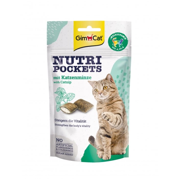 GimCat Nutri Pockets Catnip & Multivitamin - подушечки с кошачьей мятой и витаминами для кошек 60г